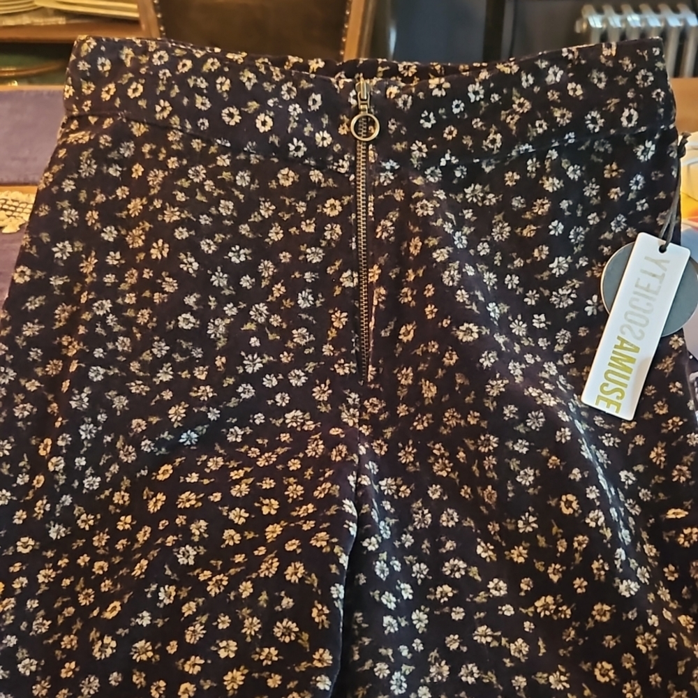 NWT Boho black floral velour flare billabong pants